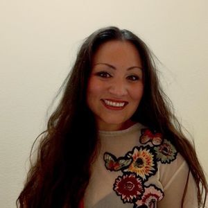 Meet your Posher, Kendra